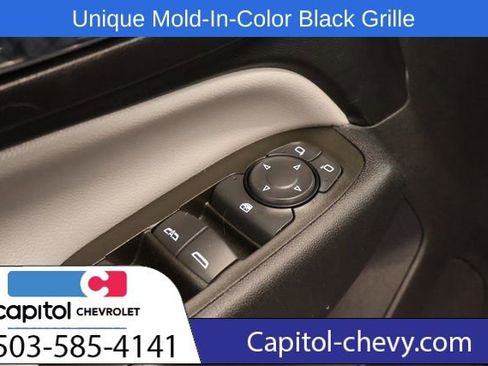 Used 2023 Chevrolet Equinox LS w/ LS Convenience Package AWD/4WD image 12