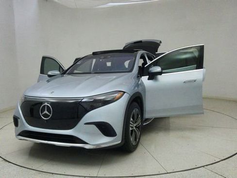 Used 2023 Mercedes-Benz EQS 450+ SUV image 70