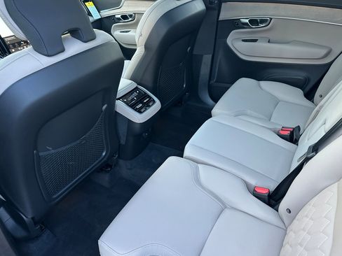New 2026 Volvo XC90 B5 Core image 10