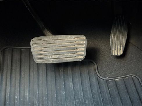 Certified 2024 Chevrolet Silverado 2500 LT image 41