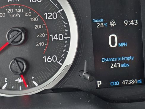 Used 2021 Toyota Corolla SE image 10