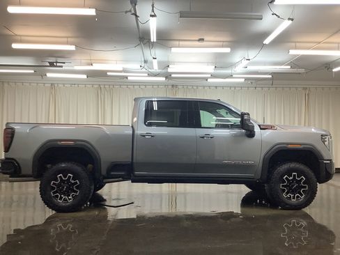 New 2026 GMC Sierra 2500 AT4X image 5