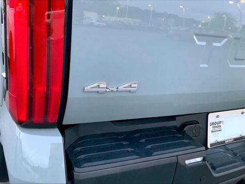 Used 2024 Toyota Tundra SR5 w/ SR5 Premium Package image 30