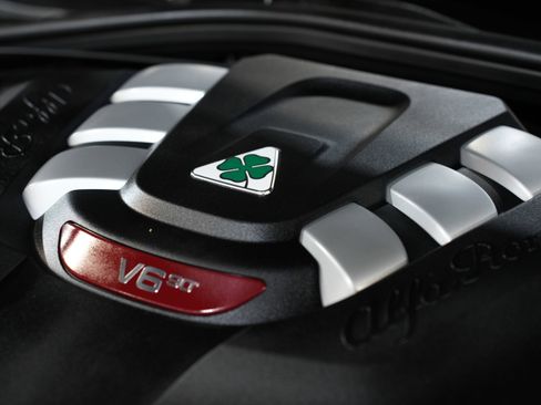 Used 2020 Alfa Romeo Giulia Quadrifoglio w/ Nero Edizione image 56