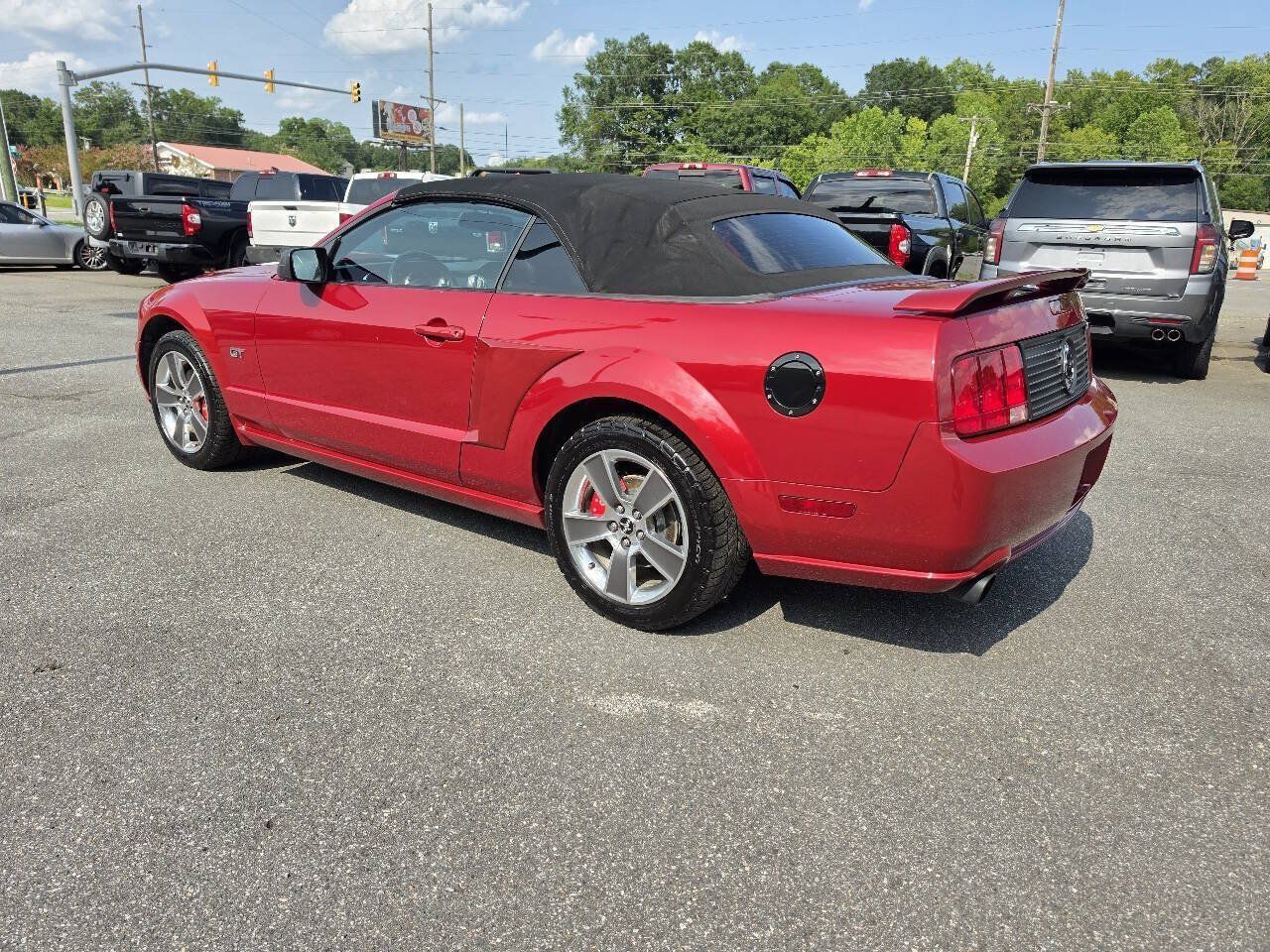 Used 2008 Ford Mustang GT RWD image 5