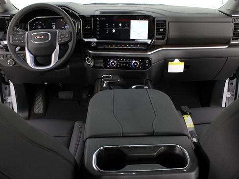 New 2026 GMC Sierra 1500 SLT w/ SLT Premium Plus Package AWD/4WD image 10