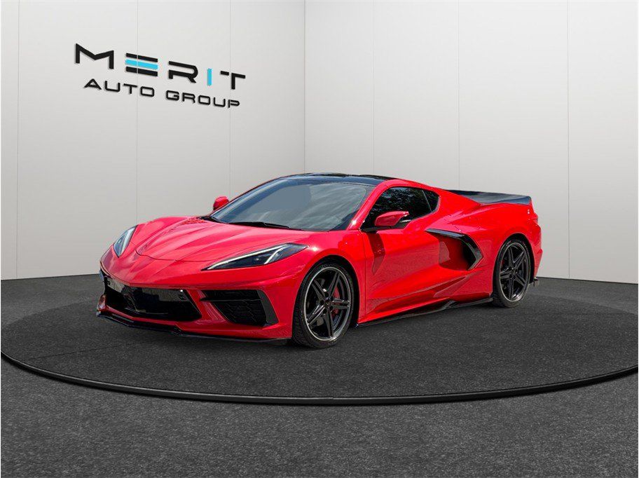Used 2020 Chevrolet Corvette Stingray Coupe w/ 2LT w/ 2LT Preferred Equipment Group RWD image 4