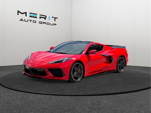 Used 2020 Chevrolet Corvette Stingray Preferred Cpe w/ 2LT Preferred Equipment Group RWD image 4