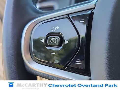 Used 2023 Volvo XC90 B5 Core AWD/4WD image 18