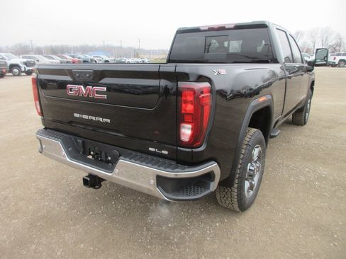 New 2026 GMC Sierra 2500 SLE w/ SLE Value Package; image 5