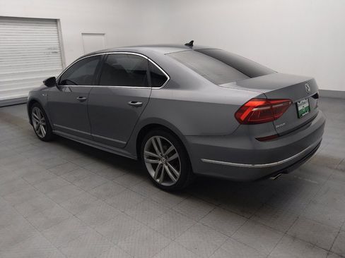 Used 2017 Volkswagen Passat 1.8T R-Line FWD image 3