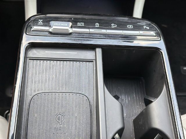 Certified 2025 Hyundai Tucson Limited AWD/4WD image 30