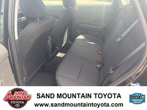 Used 2026 Hyundai Kona SE image 12