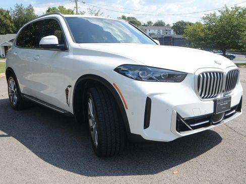 Used 2026 BMW X5 xDrive40i w/ Climate Comfort Package AWD/4WD image 9