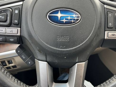 Used 2017 Subaru Outback 2.5i Limited AWD/4WD image 15