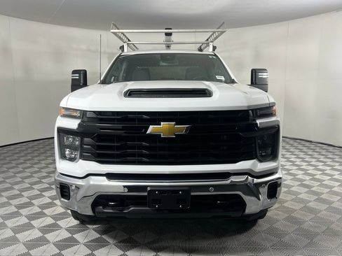 Used 2025 Chevrolet Silverado 2500 W/T w/ WT/CX Safety Package image 11