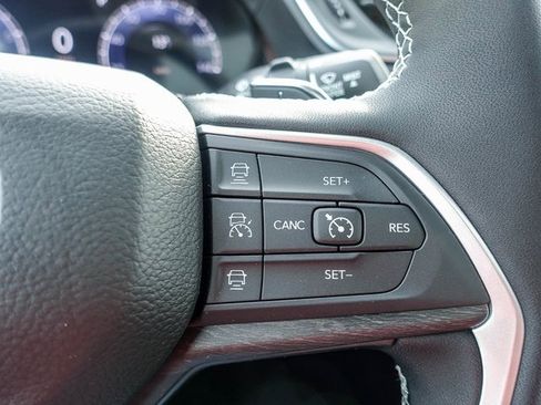 New 2025 Jeep Grand Cherokee Limited image 24