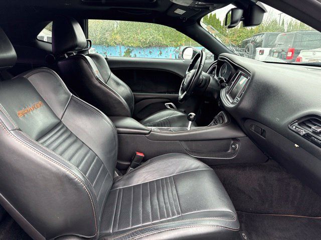 Used 2016 Dodge Challenger R/T Plus RWD image 9