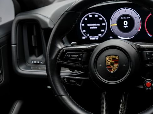 Used 2024 Porsche Cayenne Turbo GT AWD/4WD image 23