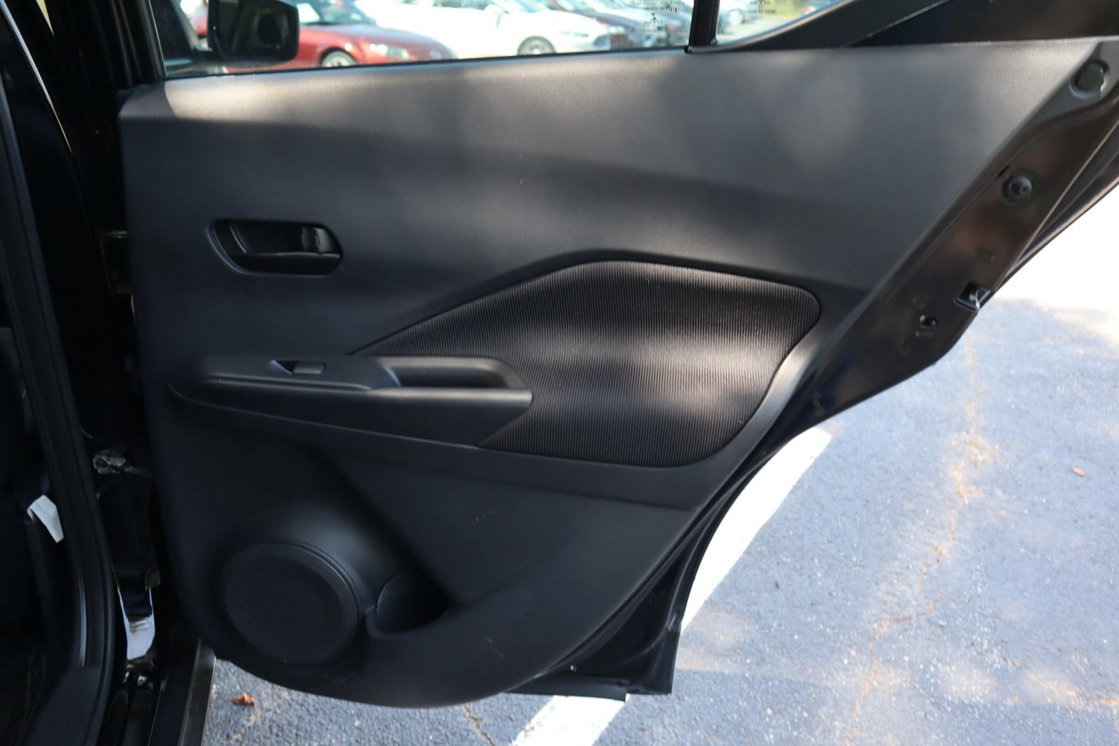 Used 2022 Nissan Kicks S FWD image 17