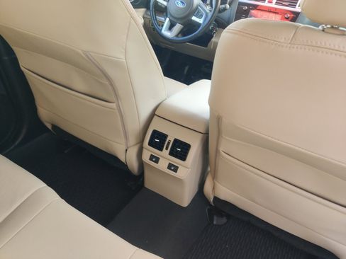 Used 2016 Subaru Outback 2.5i Limited image 15
