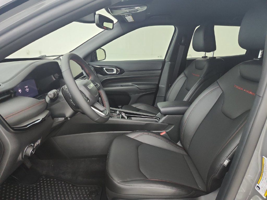 New 2026 Jeep Compass Trailhawk AWD/4WD image 18