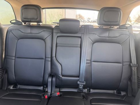 Certified 2024 Lincoln Corsair AWD image 13