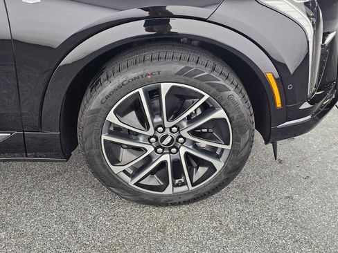 New 2026 Cadillac Optiq Sport 1 image 9