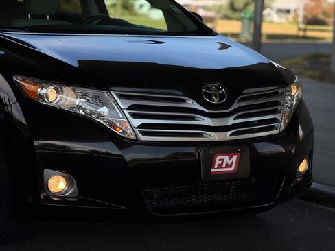 Used 2011 Toyota Venza AWD image 10