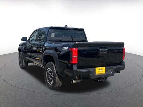 Used 2025 Toyota Tacoma TRD Off-Road image 12