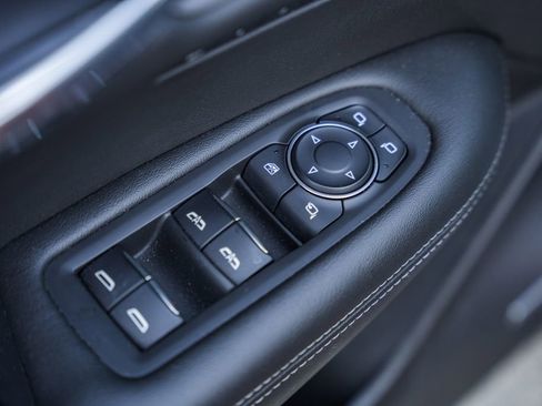 Used 2021 Cadillac XT6 Premium Luxury image 40