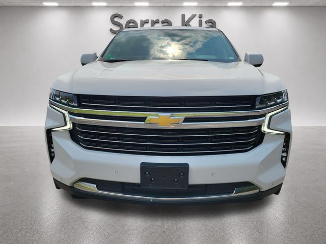 Used 2024 Chevrolet Suburban LT RWD image 8