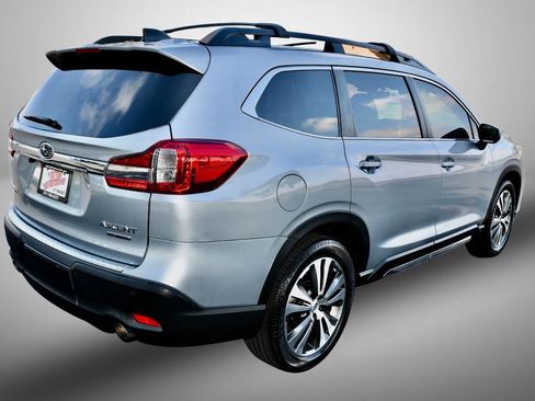 Used 2022 Subaru Ascent Limited w/ Technology Package AWD/4WD image 7