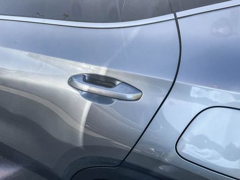 Certified 2024 Kia Seltos EX FWD image 12