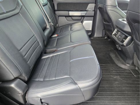 Used 2025 Ford F350 Platinum AWD/4WD image 30