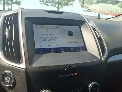 Used 2020 Ford Edge SEL w/ Convenience Package AWD/4WD image 15