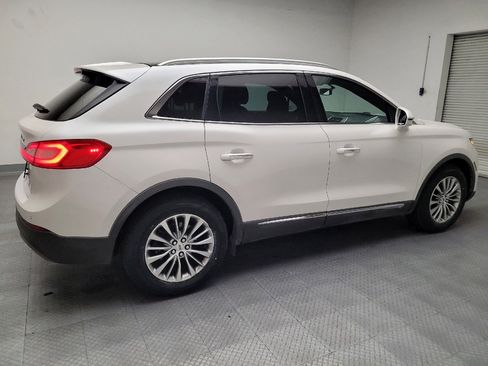 Used 2016 Lincoln MKX Select w/ Select Plus Package image 10