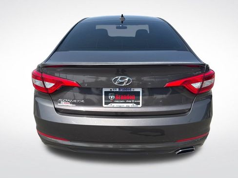 Used 2017 Hyundai Sonata SE FWD image 4