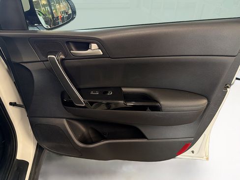 Used 2021 Kia Sportage EX AWD/4WD image 32