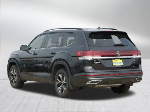 New 2026 Volkswagen Atlas SE AWD/4WD image 2