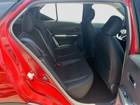 Used 2020 Nissan Kicks SV FWD image 26