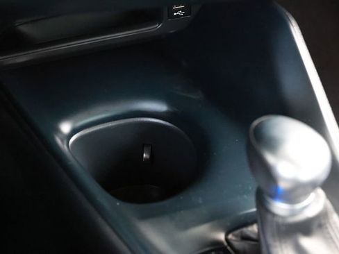 Used 2021 Toyota C-HR LE image 42