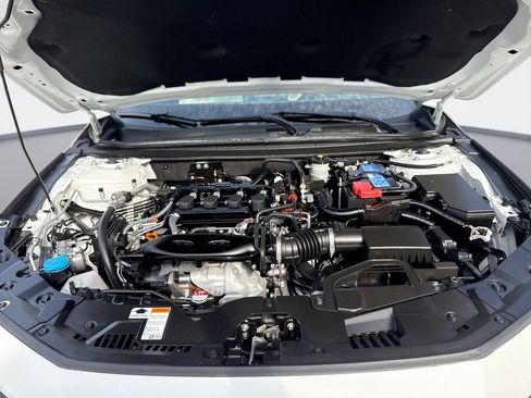 Used 2023 Honda Accord EX image 18