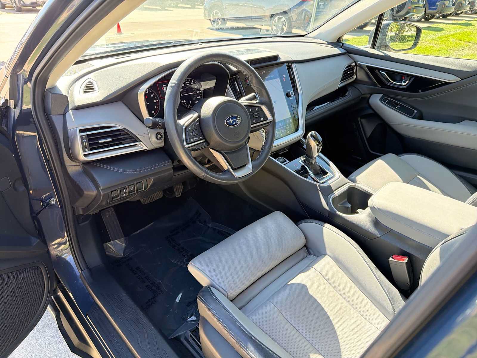 Certified 2024 Subaru Outback Limited XT AWD/4WD image 2