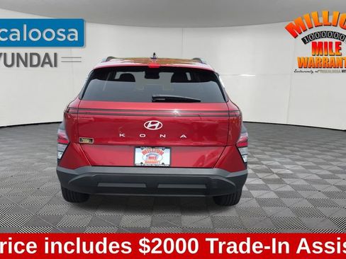 Used 2025 Hyundai Kona SEL image 7