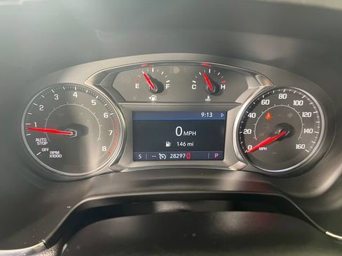 Used 2025 Chevrolet Blazer LT AWD/4WD image 16