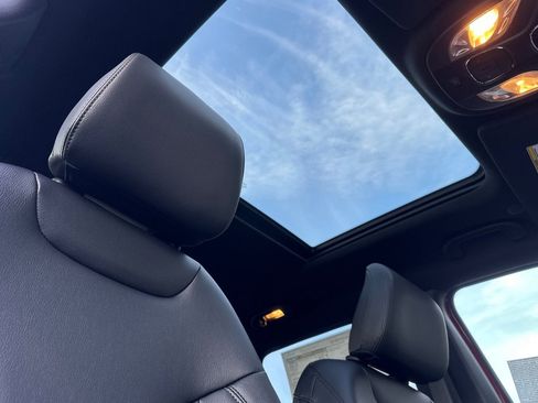 New 2026 Jeep Compass Limited image 21