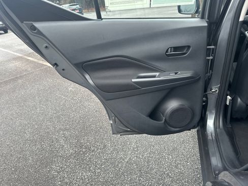 Used 2024 Nissan Kicks S image 21