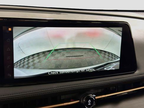Used 2024 Nissan Ariya FWD image 23