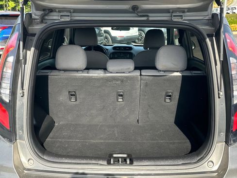 Used 2017 Kia Soul FWD image 15